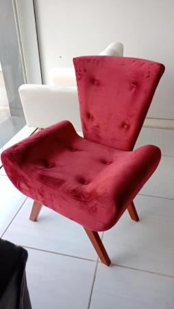 Poltrona Decorativa R$ 949,99